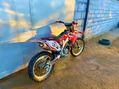 2012 Honda CRF 450R, красный, 320000 рублей, вид 4