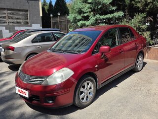 2007 Nissan Tiida I, красный, 700000 рублей, вид 1