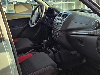 2026 Lada (ВАЗ) Granta Sportline I Рестайлинг, белый, 1369000 рублей, вид 3