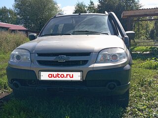 2015 Chevrolet Niva I Рестайлинг, серый, 515000 рублей, вид 1