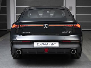 2024 Changan UNI-V I, чёрный, 3329900 рублей, вид 4