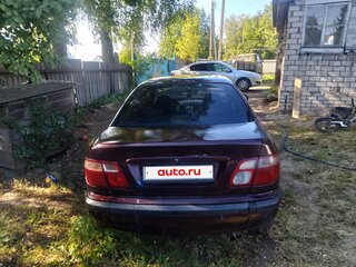 2001 Nissan Almera II (N16), красный, 150000 рублей, вид 3
