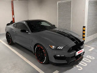 2019 Ford Mustang Shelby GT350 VI Рестайлинг, бежевый, 6500000 рублей, вид 1