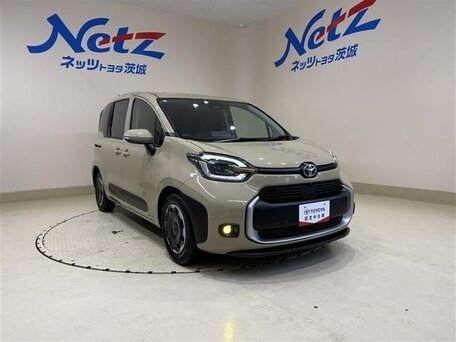 Toyota Sienta III