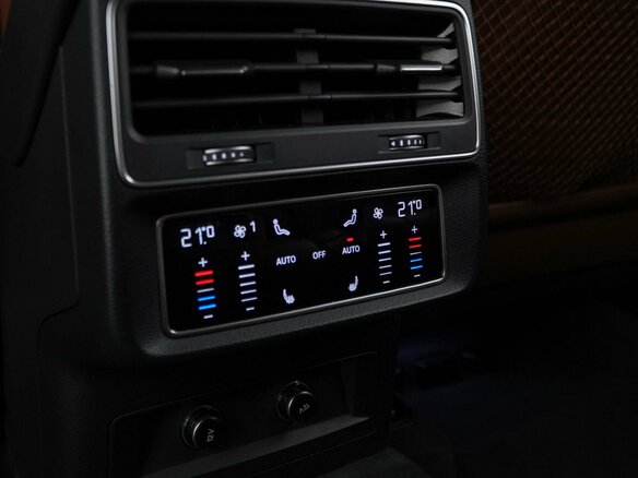 2020 Audi Q7 45 TDI II (4M) Рестайлинг, синий, 7333055 рублей - вид 19