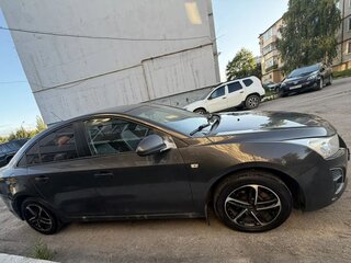 2013 Chevrolet Cruze I Рестайлинг, серый, 610000 рублей, вид 4