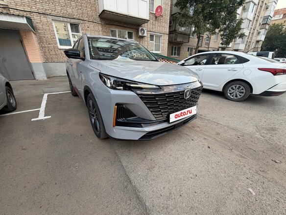 2023 Changan CS55 Plus II, серый, 2550000 рублей - вид 2