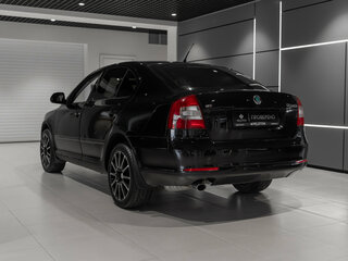 2012 Skoda Octavia II (A5) Рестайлинг, чёрный, 570000 рублей, вид 4