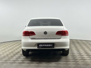 2012 Volkswagen Passat B7, белый, 825000 рублей, вид 4