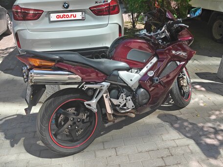 2002 Honda VFR 800, красный, 380000 рублей, вид 1