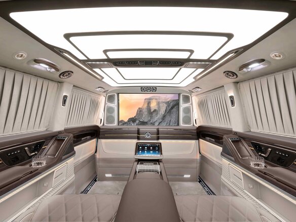 2026 Mercedes-Benz V-Класс 300 d экстра длинный III (W447) Рестайлинг 2, чёрный