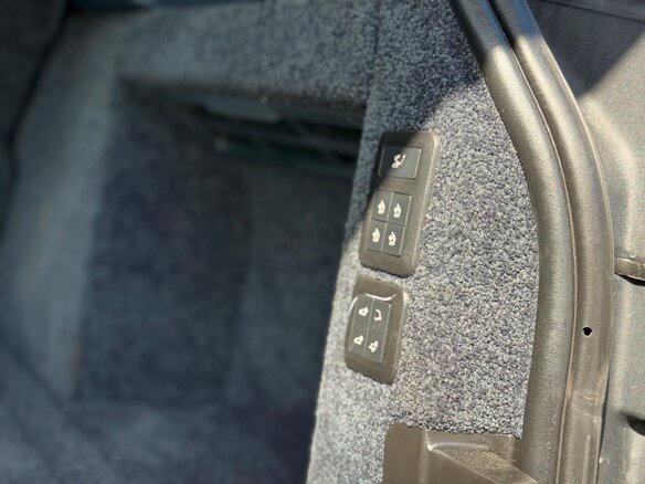 2020 Land Rover Range Rover IV Рестайлинг, синий, 9850000 рублей - вид 36