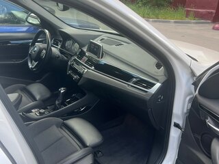 2019 BMW X1 18d xDrive II (F48) Рестайлинг, белый, 3100000 рублей, вид 5