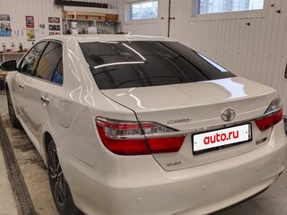 2017 Toyota Camry US Market VII (XV50) Рестайлинг, белый, 2100000 рублей, вид 4
