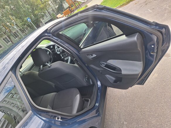 2013 Ford Focus III, синий, 779000 рублей - вид 37