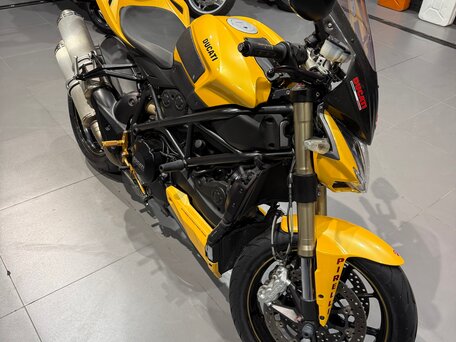 2012 Ducati Streetfighter, жёлтый, 555000 рублей, вид 4