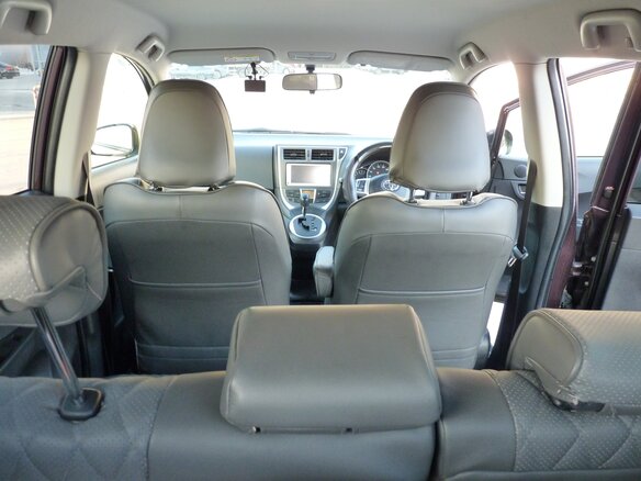 2014 Toyota Ractis II, фиолетовый, 1190000 рублей - вид 15