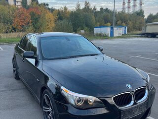 2004 BMW 5 серии 520i V (E60/E61), чёрный, 1150000 рублей, вид 3