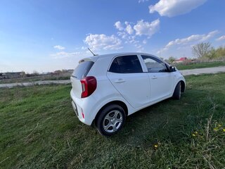 2019 Kia Picanto III, белый, 1400000 рублей, вид 4