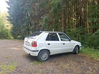 2001 Skoda Felicia I Рестайлинг, белый, 240000 рублей, вид 4