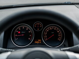 2013 Opel Astra H Рестайлинг, чёрный, 384000 рублей, вид 5