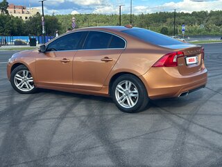 2013 Volvo S60 II Рестайлинг, оранжевый, 1150000 рублей, вид 4