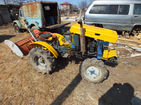 1984 Kubota B6000, жёлтый, 320000 рублей, вид 2