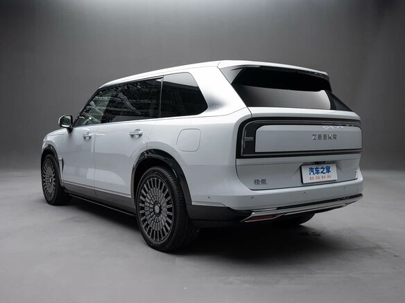 2026 Zeekr 9X 70 kWh, белый, 14490000 рублей - вид 4