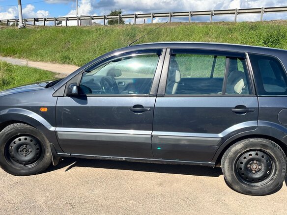 2007 Ford Fusion I Рестайлинг, серый, 290000 рублей - вид 5