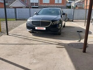 2019 Mercedes-Benz E-Класс 200 d V (W213, S213, C238), чёрный, 2100000 рублей, вид 3