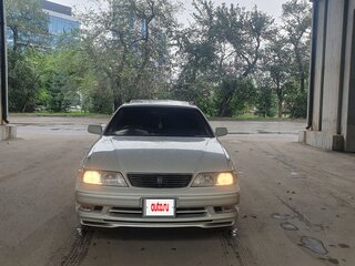 1998 Toyota Mark II VIII (X100), белый, 870000 рублей, вид 1