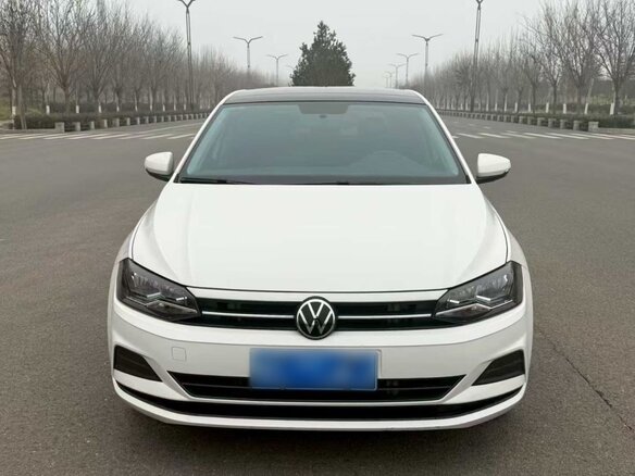 2022 Volkswagen Polo Plus (China Market), белый, 1180000 рублей - вид 1