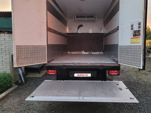 2013 Iveco Daily, белый, 1750000 рублей - вид 3
