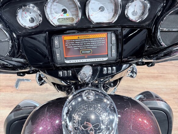 2017 Harley-Davidson Street Glide, фиолетовый, 1799000 рублей - вид 35
