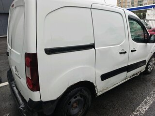 2012 Citroen Berlingo II Рестайлинг, белый, 399000 рублей, вид 3