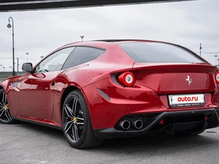 2015 Ferrari FF, красный, 15900000 рублей, вид 3