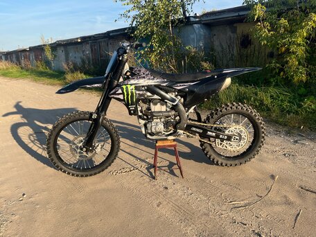2025 Yamaha YZ250F, чёрный, 770000 рублей, вид 1