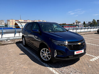 2022 Chevrolet Equinox III Рестайлинг, синий, 1600000 рублей, вид 3