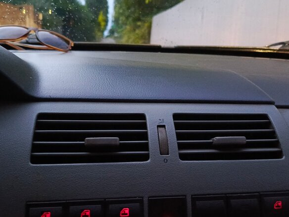 2005 Volkswagen Pointer, серый, 240000 рублей - вид 28