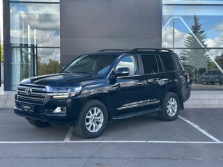 2016 Toyota Land Cruiser 200 Series Рестайлинг 2, чёрный, 5440000 рублей, вид 1