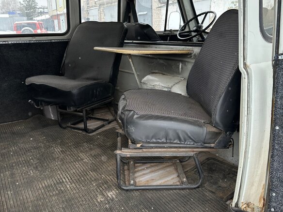2004 УАЗ 2206, серый, 170000 рублей - вид 5