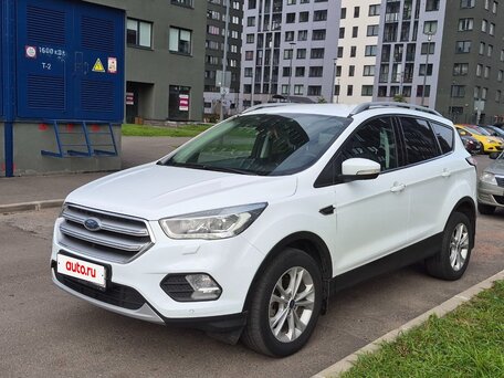 2018 Ford Kuga II Рестайлинг, белый, 1750000 рублей, вид 1