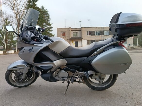 2008 Honda NT700V Deauville, серебристый, 430000 рублей - вид 5