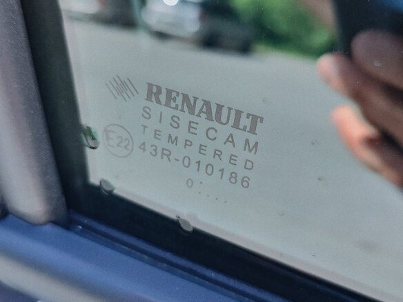 2020 Renault Logan Stepway II Рестайлинг, серый, 1150000 рублей - вид 7