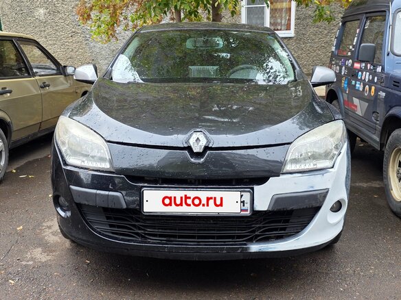 2011 Renault Megane III, серый, 619999 рублей
