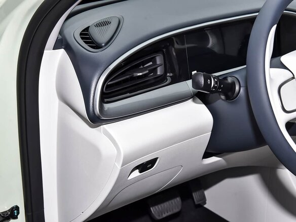 2026 Geely EX2, бежевый, 1700226 рублей - вид 16