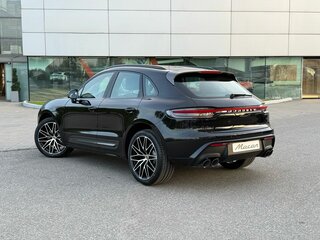 2026 Porsche Macan I Рестайлинг 2, чёрный, 10990000 рублей, вид 3
