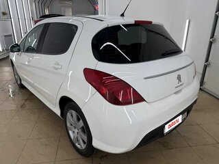2012 Peugeot 308 I Рестайлинг, белый, 597000 рублей, вид 5