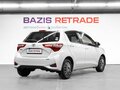 2018 Toyota Vitz III (XP130) Рестайлинг 2, белый - вид 4