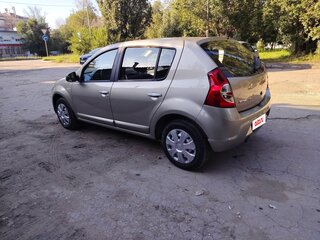 2011 Renault Sandero I, серый, 450000 рублей, вид 4